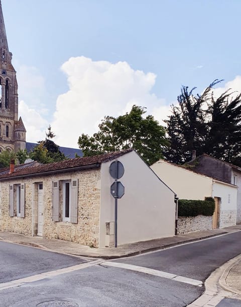 Property building, Street view