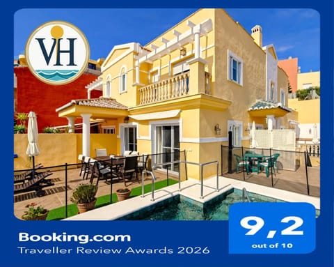Property building, Facade/entrance, Balcony/Terrace, Swimming pool
