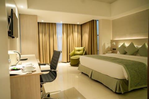 Bedroom, hair dresser