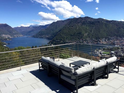 Balcony/Terrace, Balcony/Terrace, Lake view