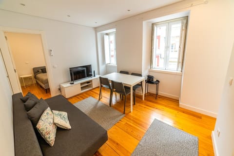 TV and multimedia, Living room, Dining area