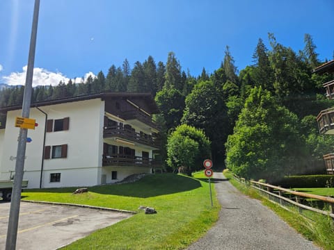Mountain View Studio Klosters Apartment in Vorarlberg, Austria