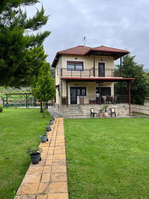 Property building, Garden, Garden view