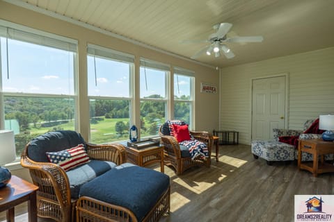 View (from property/room), Seating area