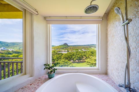 Bathroom, Bath