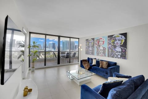 TV and multimedia, Balcony/Terrace, Living room