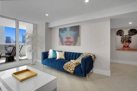 TV and multimedia, Balcony/Terrace, Living room