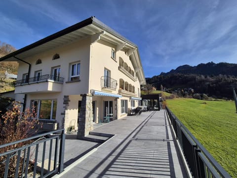 Property building, Balcony/Terrace