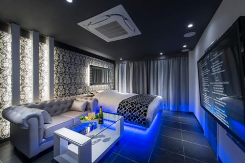 Bed, TV and multimedia, Bedroom, air conditioner