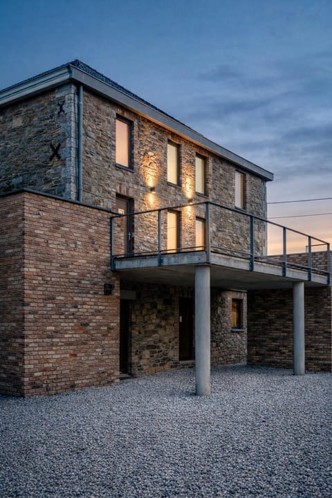 Property building, Parking