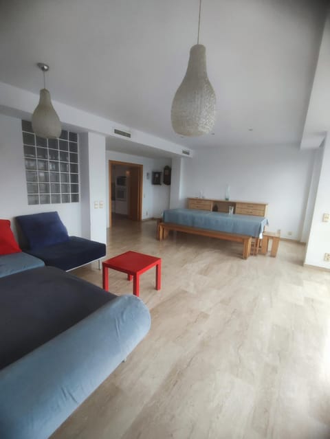 Close to the sea, large (170 m2) apartment+BIKES Apartment in Valencia