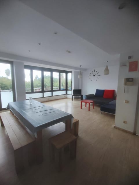 Close to the sea, large (170 m2) apartment+BIKES Apartment in Valencia