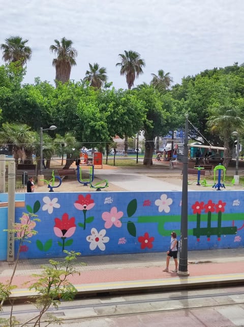 Close to the sea, large (170 m2) apartment+BIKES Apartment in Valencia