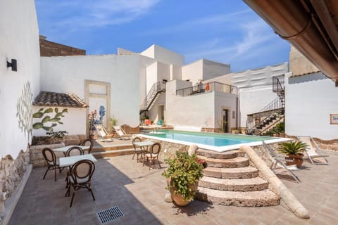 Pool view, Swimming pool