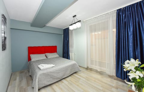 Bed, Photo of the whole room, Bedroom, air conditioner