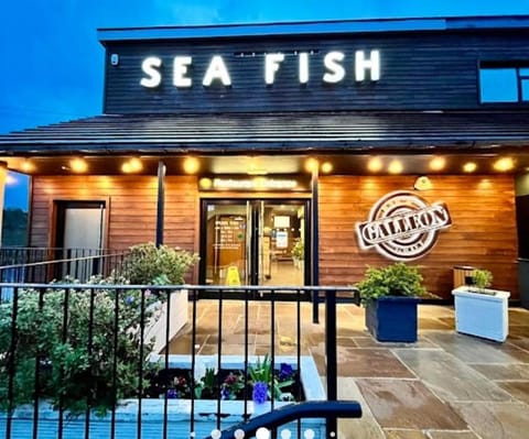 Little House On The Hill Walks Castle Restaurants 2 mins away House in England