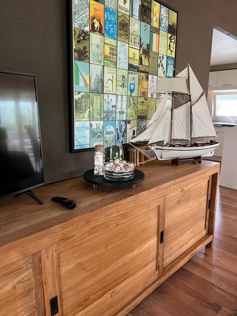 TV and multimedia, Living room