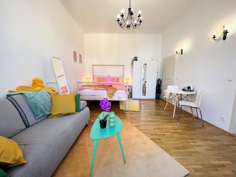 Living room, Photo of the whole room, Bedroom