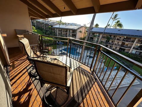 Balcony/Terrace, Pool view