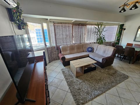 PORTONOVI-Norwegian-village DUPLEX Apartment in Kotor Municipality