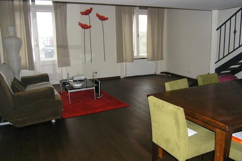 Day, Living room, Dining area