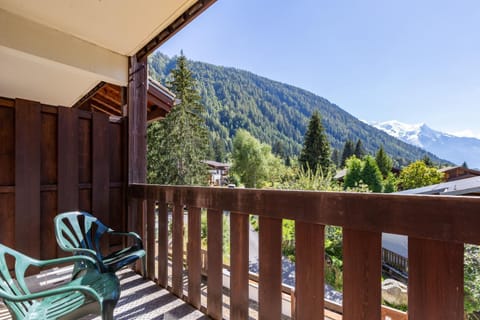 Balcony/Terrace, Mountain view