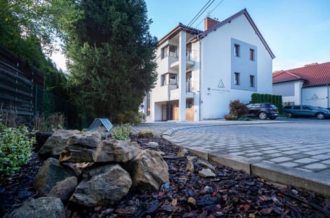 Property building, Parking