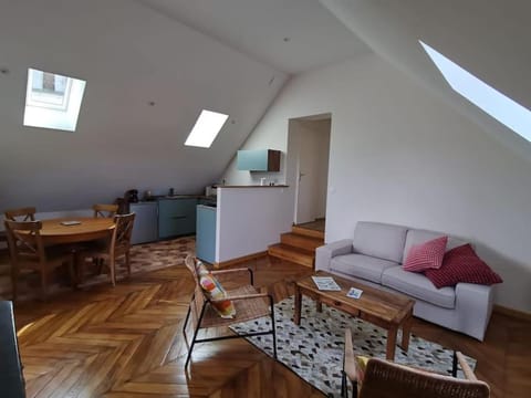 TV and multimedia, Kitchen or kitchenette, Living room, Dining area, minibar