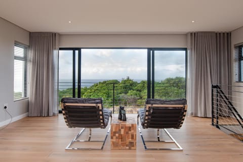 Golfers Nest. 4 Bedroom Villa. Villa in Knysna