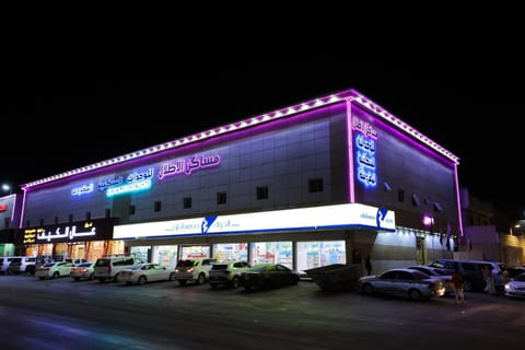 Property building, Night, City view, Location, Parking