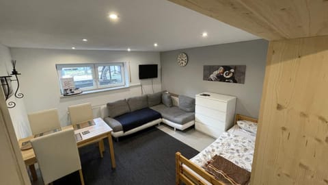 TV and multimedia, Photo of the whole room