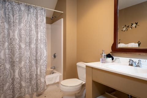 Strong House Inn Inn in Vergennes