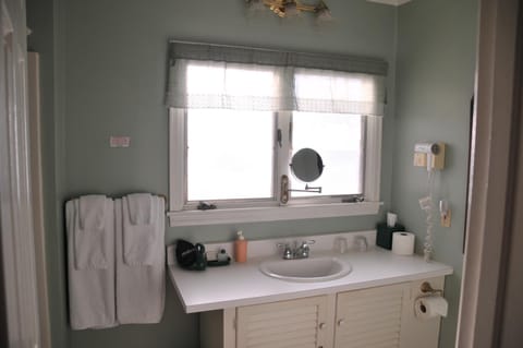 Strong House Inn Inn in Vergennes