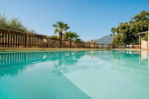 Mountain view, Pool view, Swimming pool