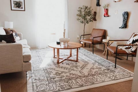 Scandinavian - Sports themed - Ping-Pong House in Lincoln