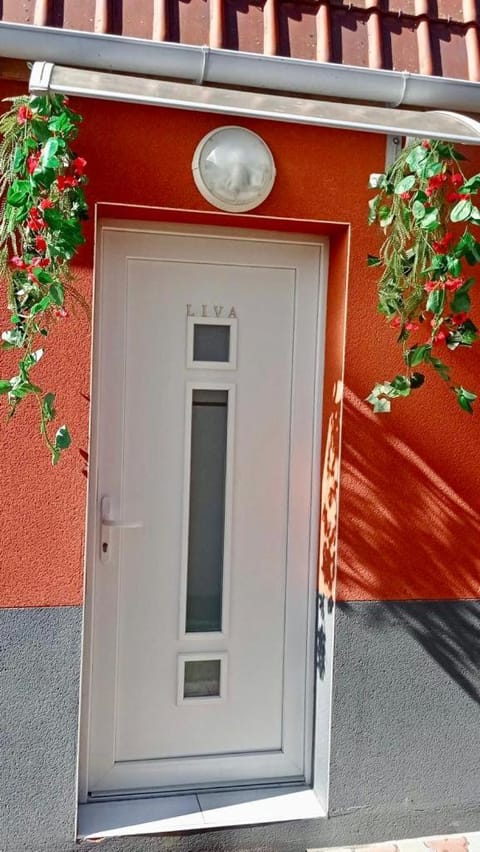 LIVABLŌM "Maison et Parking Privée" Apartment in Hauts-de-France