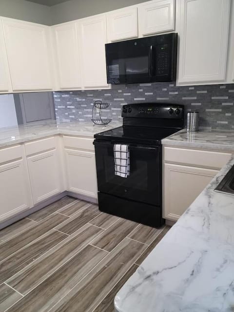 Fresh CrashPads 1 Hostel in Houston