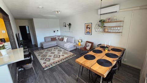 Living room, Photo of the whole room, Seating area, Dining area, air conditioner