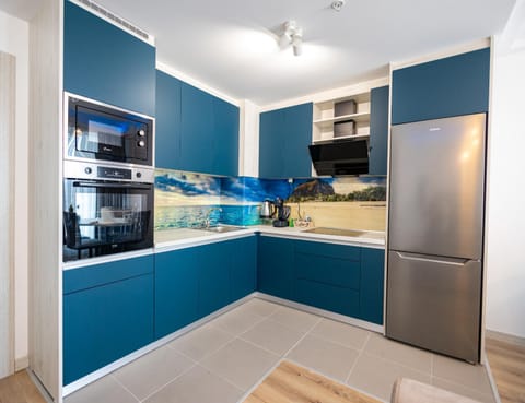 Kitchen or kitchenette, Communal kitchen, dishwasher, minibar, pet friendly, stove, kitchen