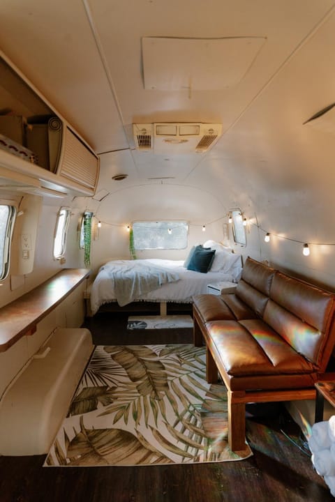 The Juniper Ranch and Retreat Luxury tent in Spring Branch