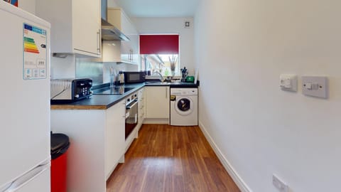 Kitchen or kitchenette, Food, dishwasher, minibar, pet friendly, stove, toaster, washing machine, dryer