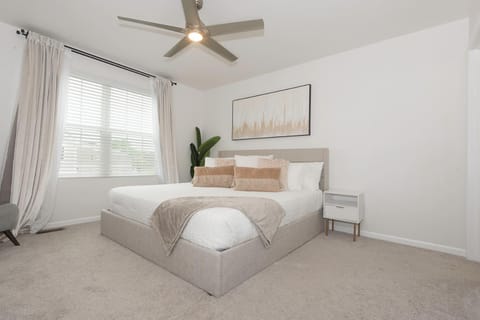 Bed, Bedroom