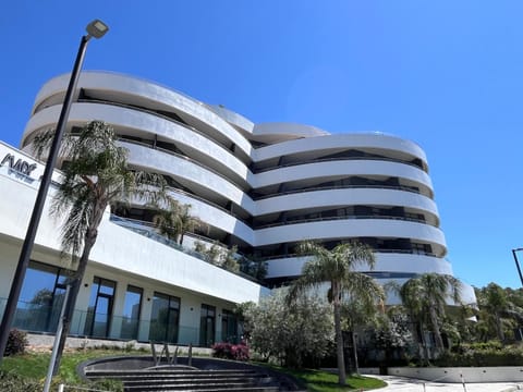 Property building, Day