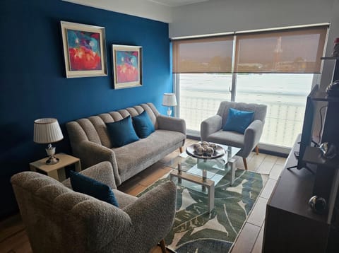 TV and multimedia, Balcony/Terrace, Living room