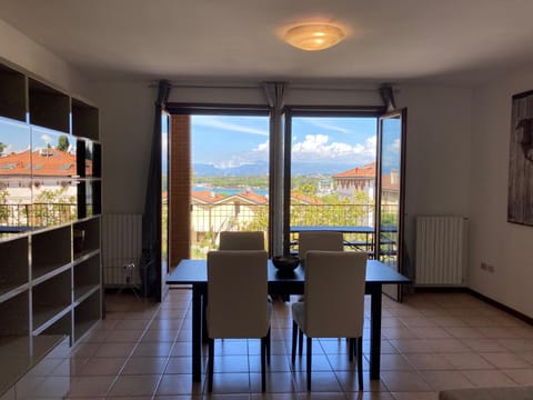 View (from property/room), Living room, Dining area, Lake view, Mountain view