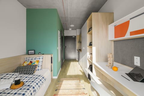 Bed, Bathroom, Kitchen or kitchenette, Photo of the whole room, Bedroom, furniture, heating, towels, wardrobe