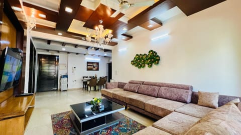 TV and multimedia, Living room, Dining area