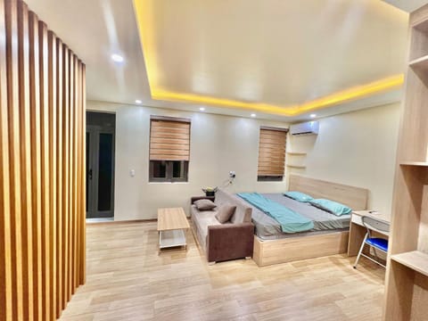 Shower, Toilet, Bed, internet, microwave, stove, wardrobe, washing machine, air conditioner