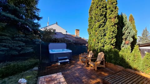 Villa Boyana City & Relax with Hot Jacuzzi and Sauna by BookVillaBG Villa in Sofia
