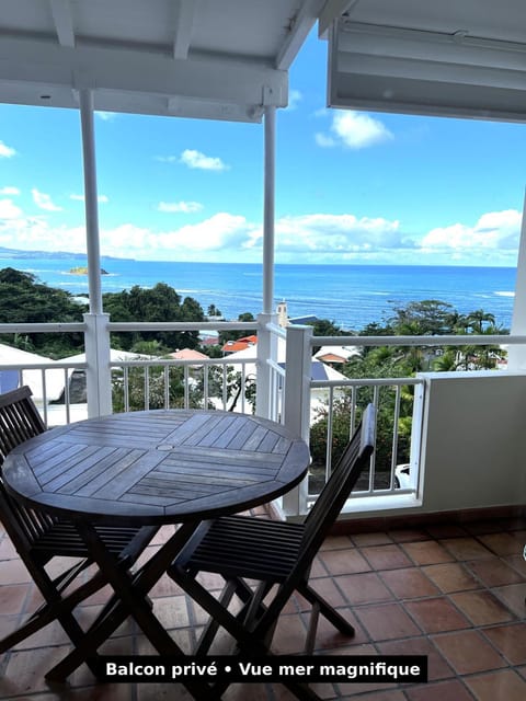 Day, View (from property/room), Balcony/Terrace, Dining area, Sea view
